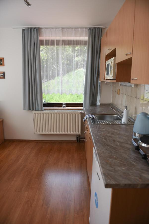 Penzion U Skutilu Pilníkov Exteriör bild