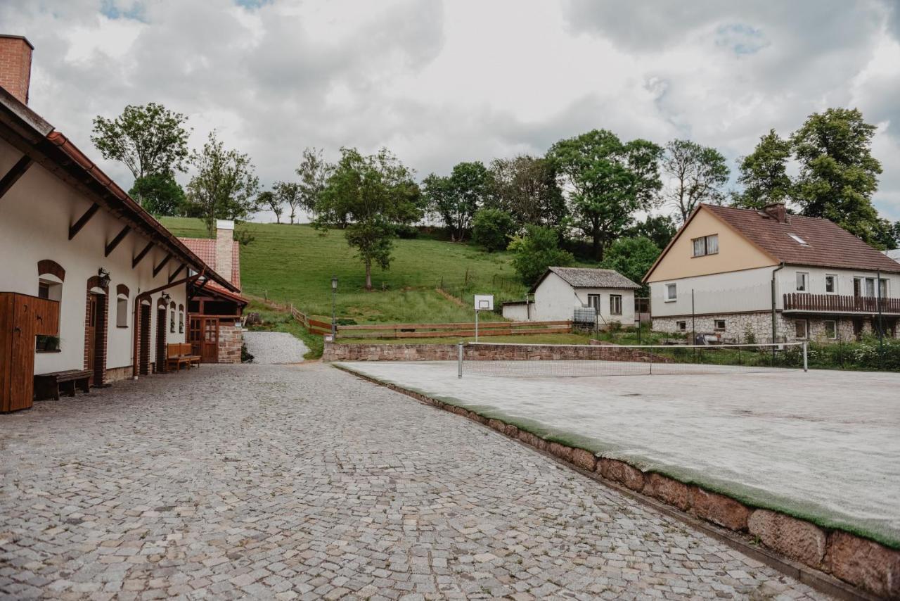 Penzion U Skutilu Pilníkov Exteriör bild